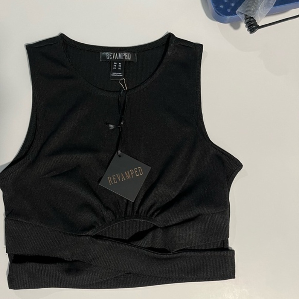 Revamped Black Fitted Crop Tank Top